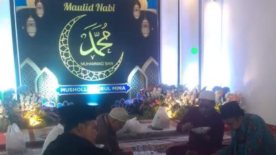 Maulid Nabi Besar Muhammad SAW di Mushollah Nurul Mina Berjalan Penuh Berkah
