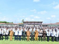 Hadiah Pengabdian: Bupati Sumenep Achmad Fauzi Serahkan SK PPPK Paruh Waktu kepada 5.224 Honorer