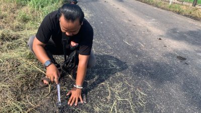 Peningkatan Jalan Hotmix di Kilensari – Kendit Diduga Minim Pengawasan, Berpotensi Kurangi Volume Pekerjaan