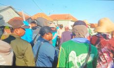 Permohonan Kerja Sama Ditolak, Kelompok Nelayan Blokade Saluran Air Pegaraman 1 Sumenep